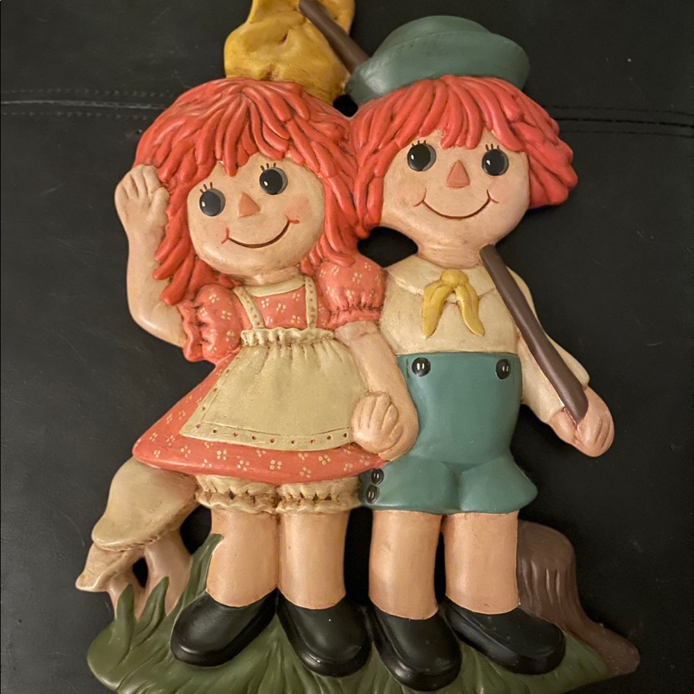 Raggedy Ann and Raggedy Andy Ceramic Wall Decor